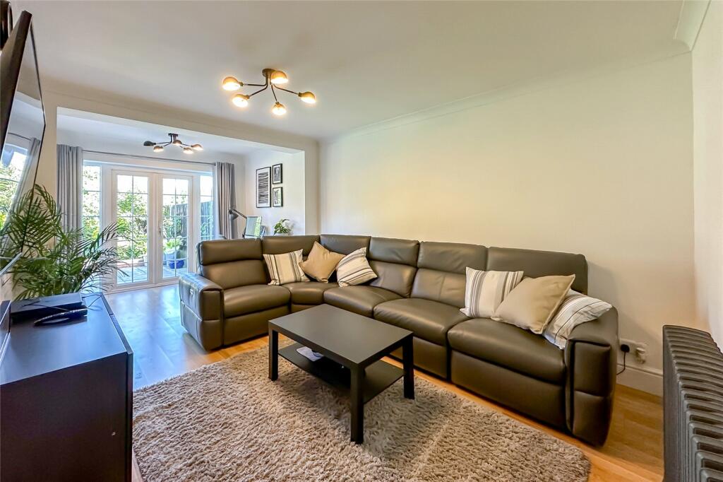 Additional image 27 of Woodfield Way, St. Albans, Hertfordshire, AL4