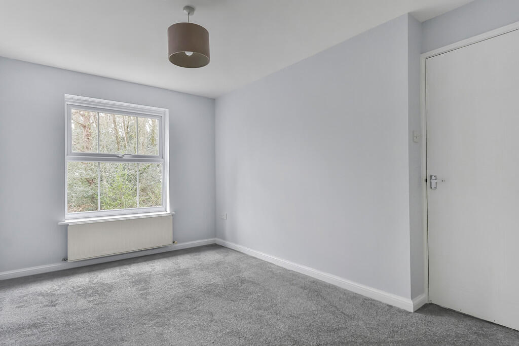 Additional image 12 of Twin Oaks Close, Broadstone