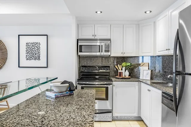 Additional image 8 of 218 Queens Quay Unit 910
