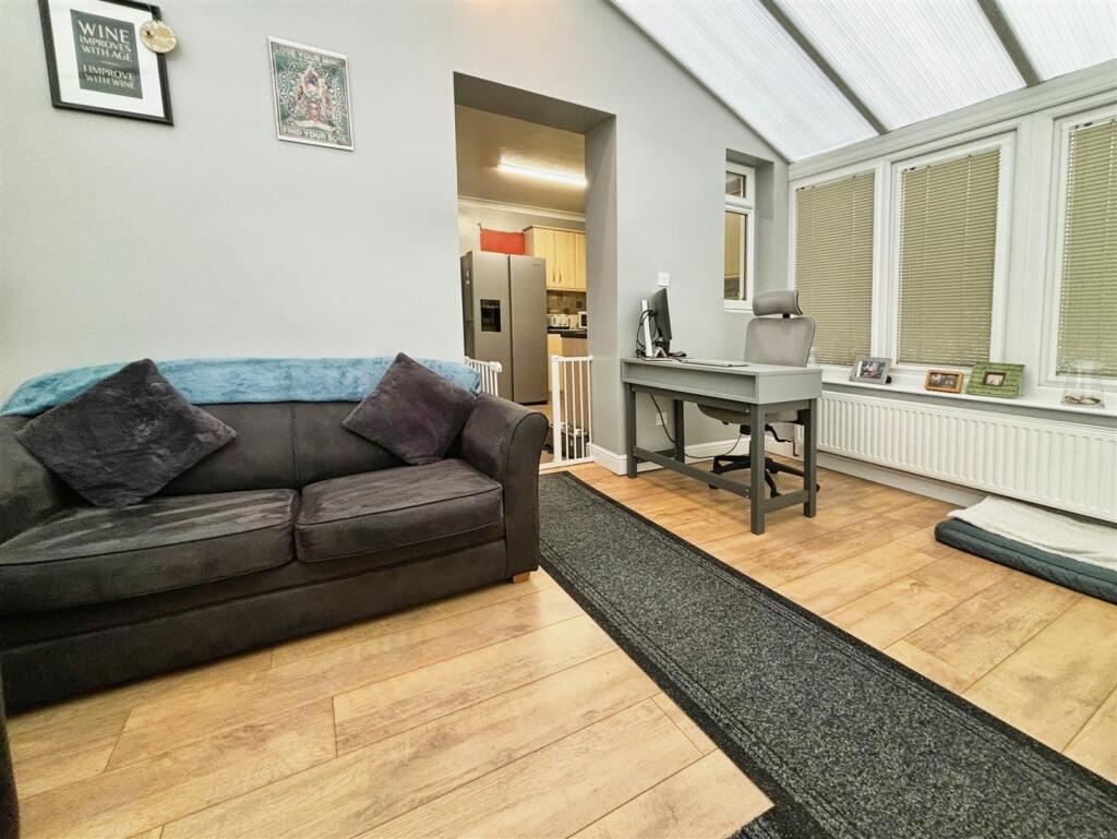 Additional image 8 of Leeds Road, Eccleshill, Bradford, BD2 3LQ