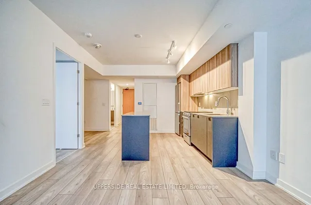 Additional image 34 of 8 Tippett Rd Unit 323