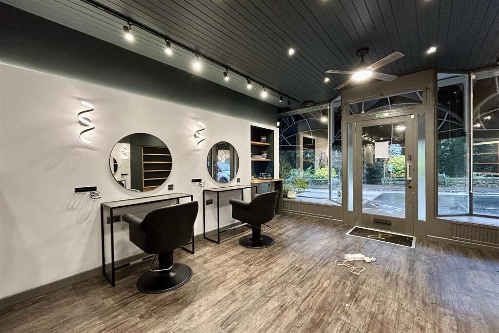 Additional image 16 of Prime Retail/Salon Space in Clevedon’s Victorian Hill Road