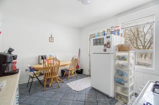 Additional image 11 of 2 Rockwell Ave