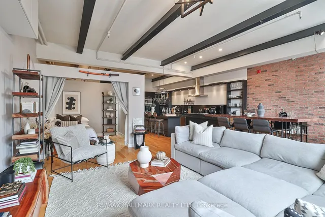 Additional image 19 of 326 Carlaw Ave Unit 215