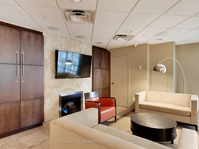 Additional image 37 of 360 PEARL St Unit 1601