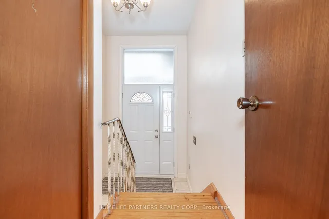 Additional image 28 of 60 Larchmere Ave