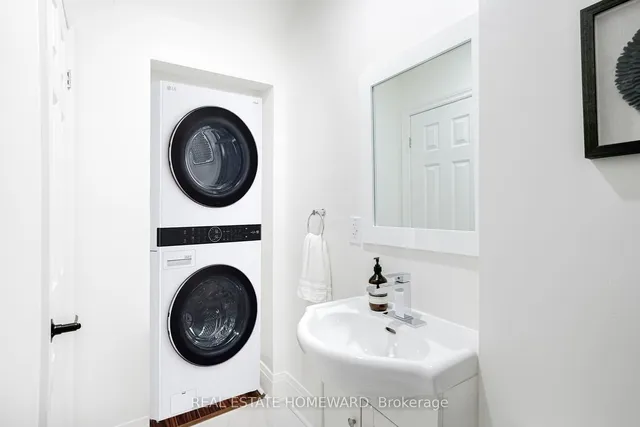 Additional image 28 of 428 Victoria Park Ave