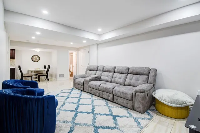 Additional image 33 of 749 Wettlaufer Terr