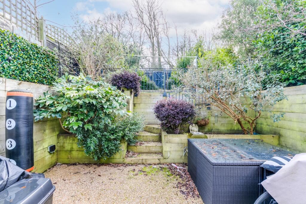 Additional image 19 of Holly Walk, Welwyn Garden City, Hertfordshire, AL8