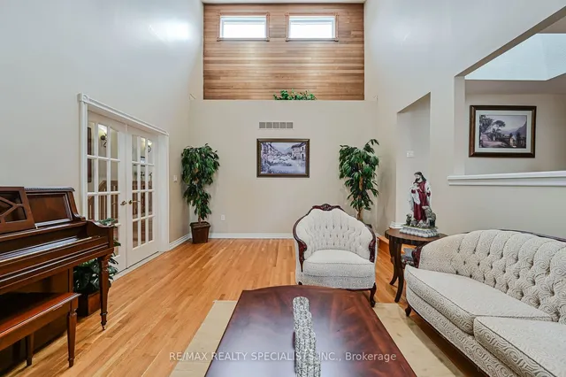 Additional image 8 of 6 Leone Lane