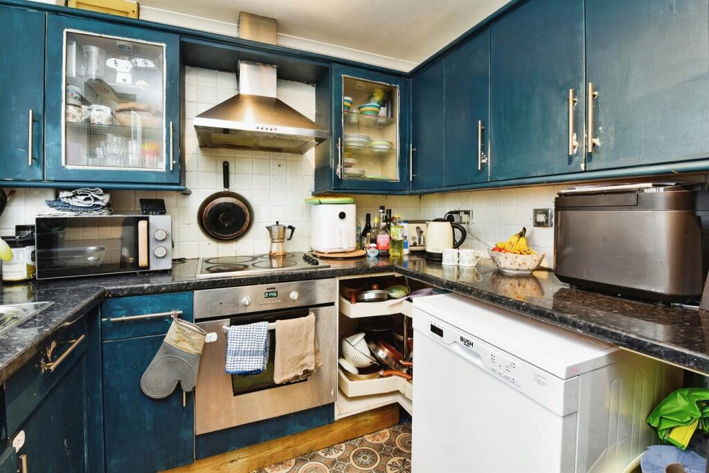 Additional image 5 of Whatcombe Terrace, Frome