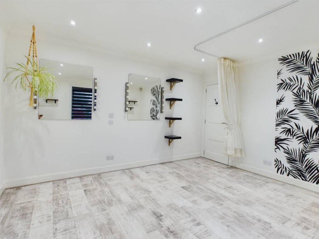 Additional image 15 of Simpson Place, Macduff, AB44