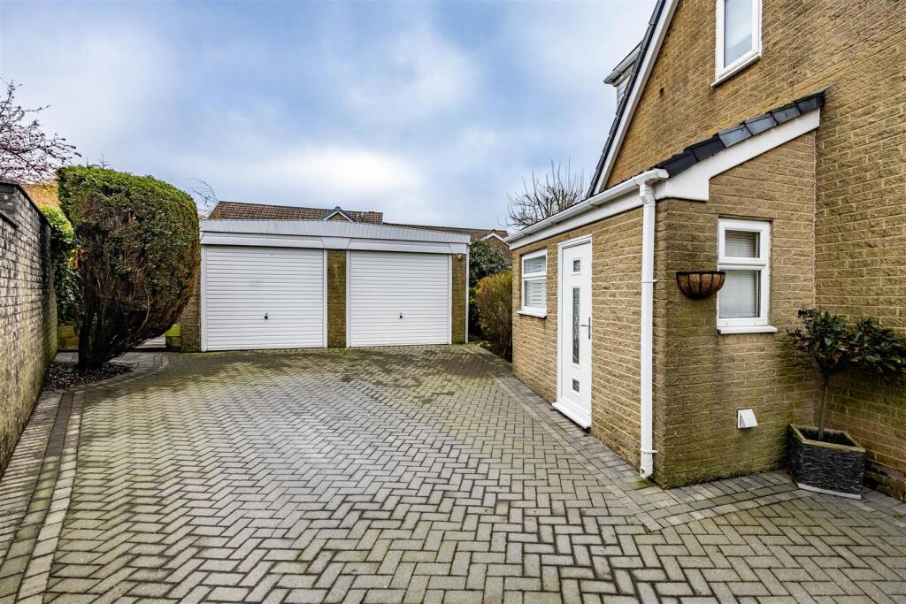 Additional image 26 of Coniston Avenue, Queensbury, Bradford