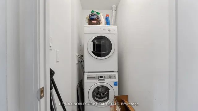 Additional image 17 of 576 Front St Unit 919