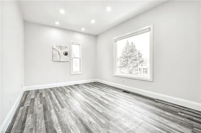 Additional image 28 of 3 Wardrope Ave