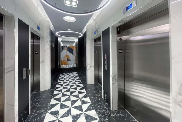 Additional image 29 of 135 Lower Sherbourne St Unit 1838