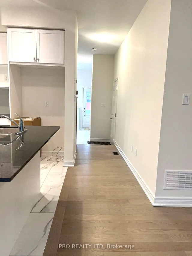 Additional image 7 of 3950 Koenig Rd