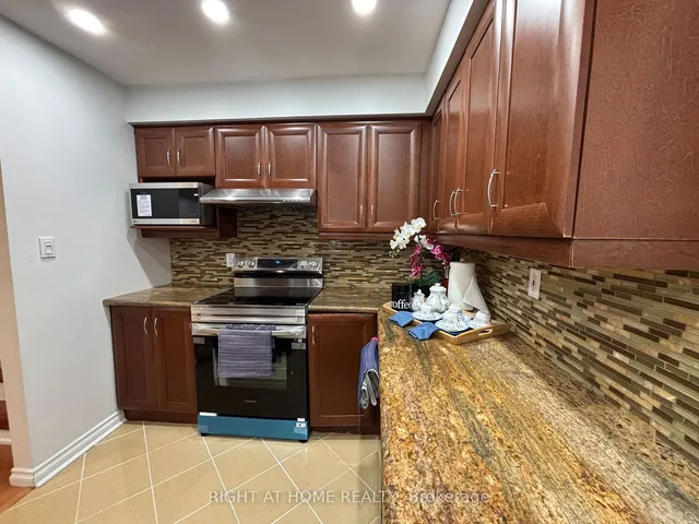 Additional image 16 of 242 Roywood Dr