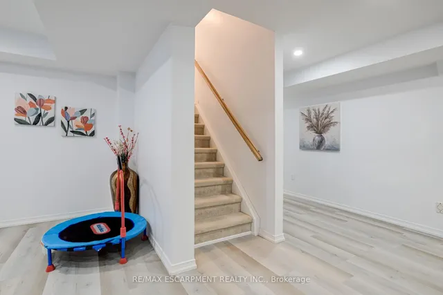 Additional image 25 of 5608 Hannah St