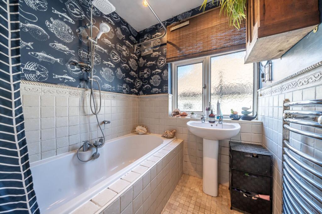 Additional image 16 of Elmstead Avenue, Chislehurst, Kent, BR7