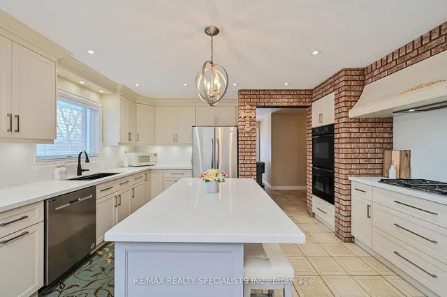 Additional image 28 of 6 Leone Lane