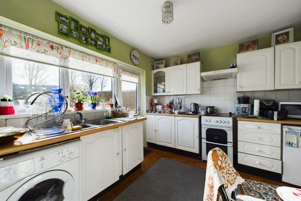 Additional image 2 of Needwood Grove, West Bromwich, B71 3NJ