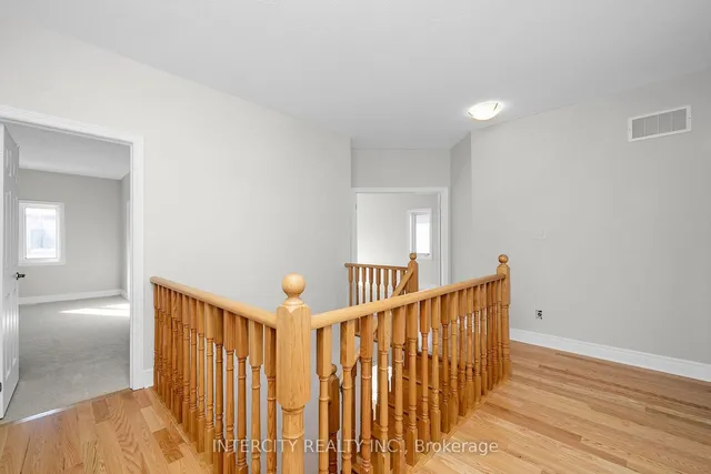 Additional image 32 of 26 Kessler Dr