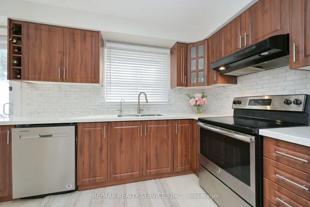 Additional image 6 of 54 Nancy McCredie Dr