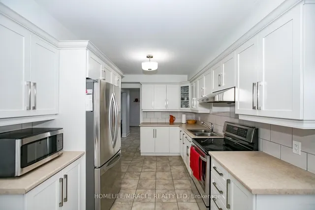 Additional image 13 of 25 Oaklea Blvd