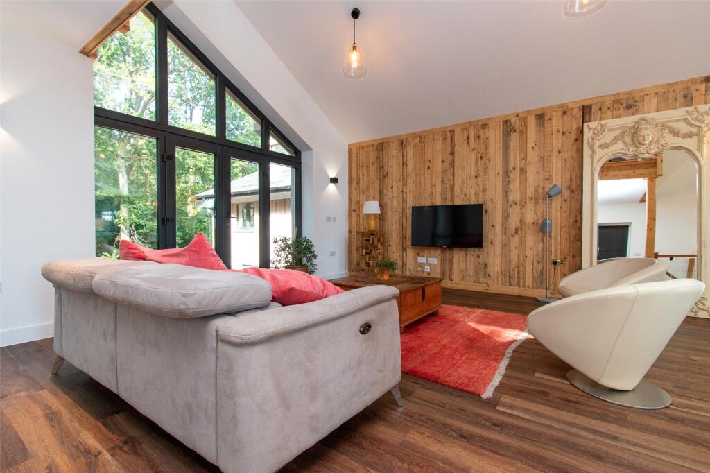 Additional image 3 of Park Street Lane, Park Street, St. Albans, Hertfordshire, AL2