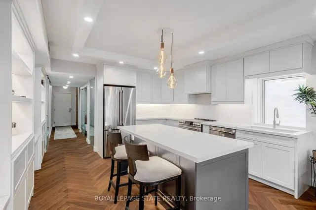 Additional image 12 of 71 Simcoe St Unit 2201