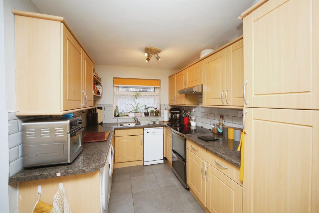 Additional image 16 of Longdon Close, Redditch