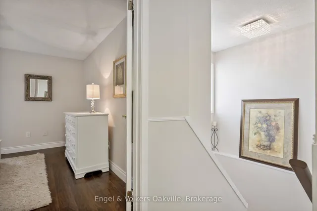 Additional image 16 of 1027 Elizabeth Pl