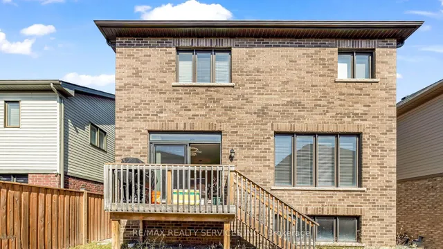 Additional image 40 of 16 Pagebrook Cres