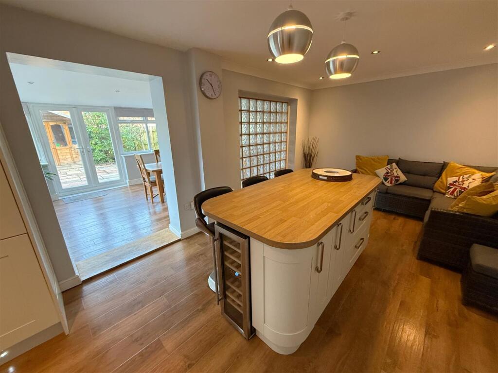 Additional image 6 of St. Laurence Way, Bidford-On-Avon