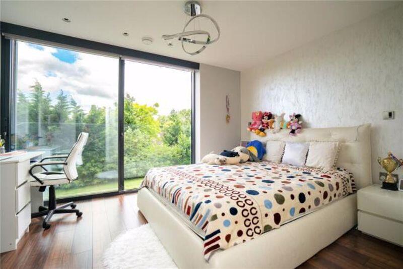 Additional image 10 of Nimrod Close, St Albans