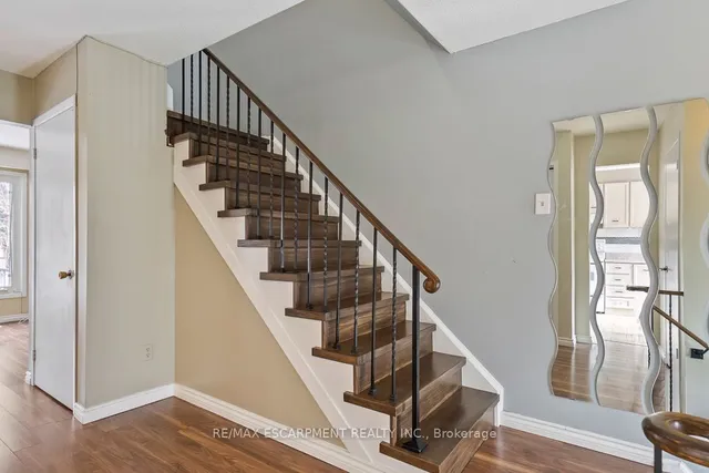 Additional image 6 of 750 Burnhamthorpe Rd Unit 25