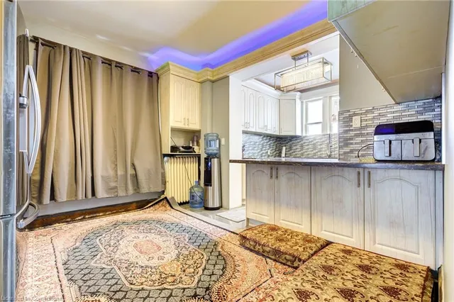 Additional image 20 of 59 Irvin St