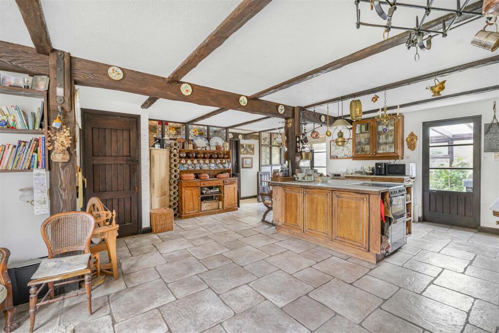 Additional image 10 of The Avenue, Madingley