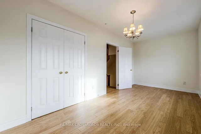 Additional image 16 of 114 Tisdale Ave