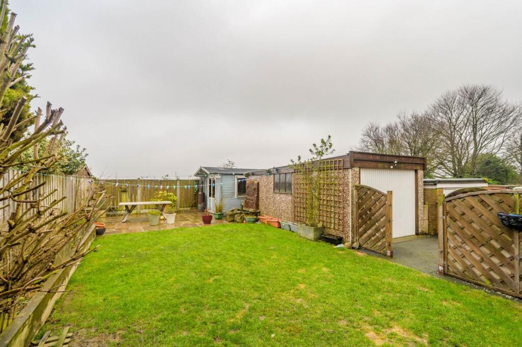 Additional image 26 of Moorside Crescent, Drighlington