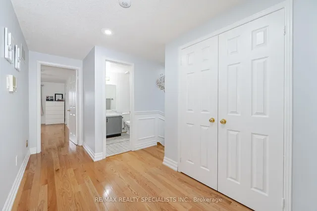 Additional image 19 of 8 Drayglass Crt