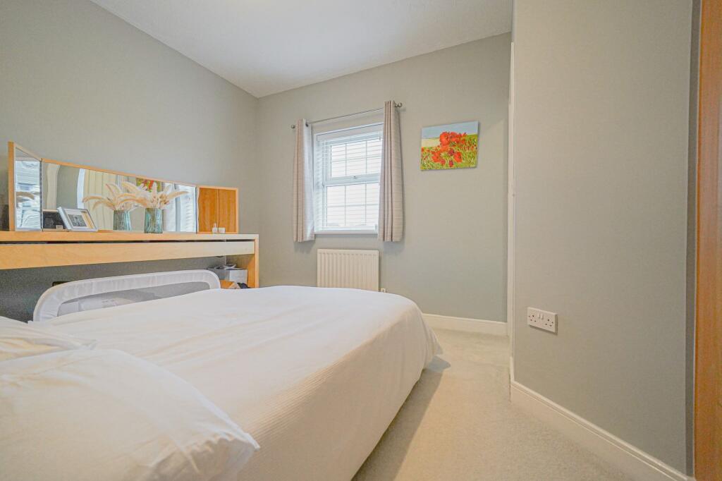 Additional image 13 of Boundary Lane, Shirley, B90