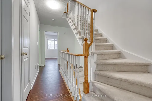 Additional image 16 of 19 Rosebank Dr Unit 903