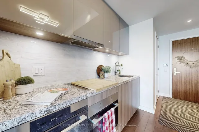 Additional image 18 of 15 Queens Quay Unit 1401