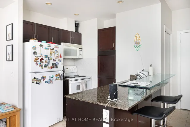 Additional image 12 of 208 Queens Quay Unit 2113