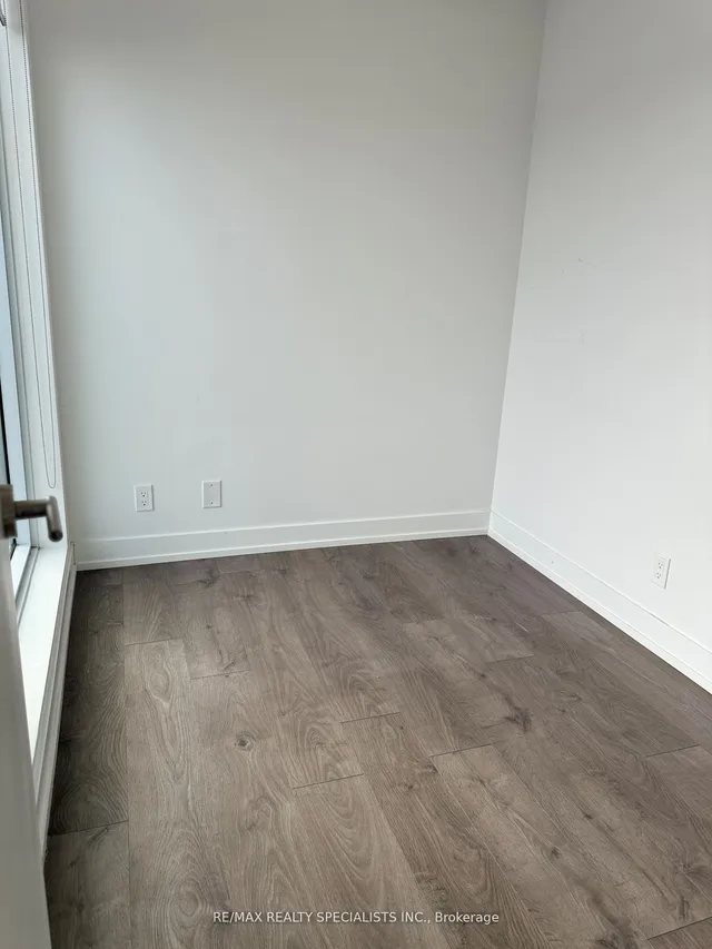 Additional image 23 of 225 Veterans Dr Unit 703