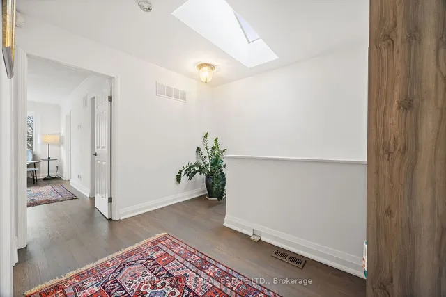 Additional image 19 of 39 Carmichael Ave