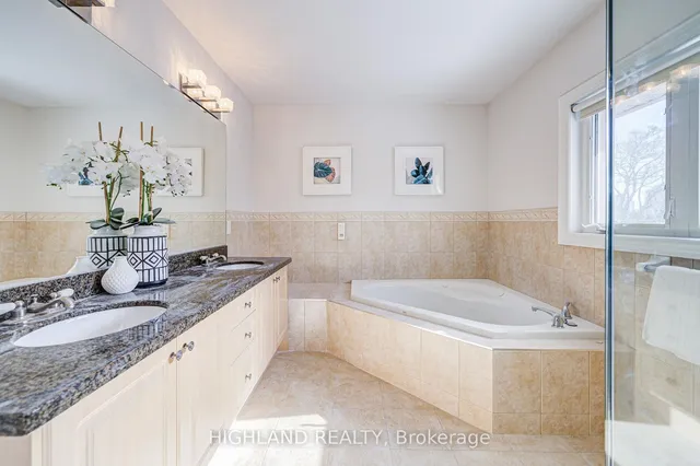 Additional image 34 of 3971 Bloor St