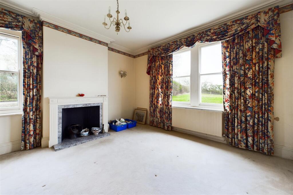 Additional image 10 of DETACHED | UPDATING | BADGWORTH